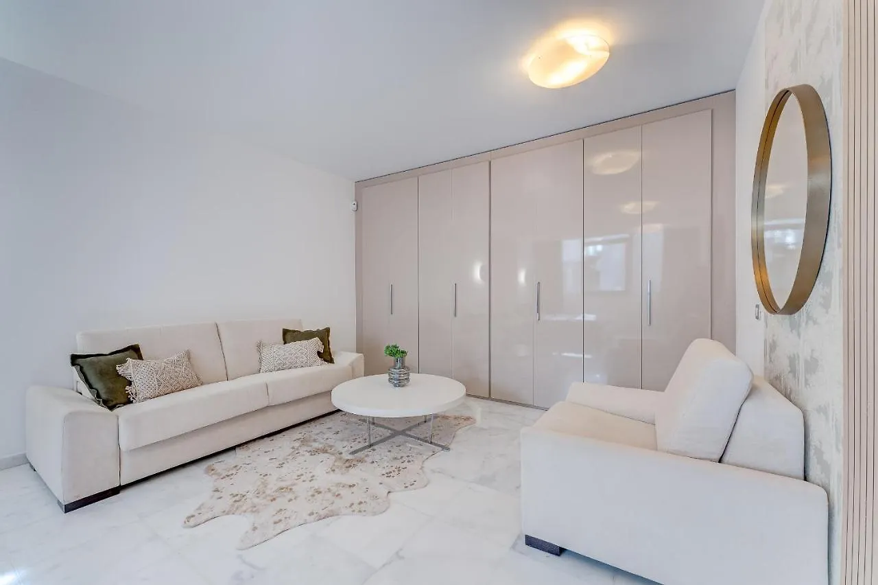 El Duque Private Lux Villa Costa Adeje 0*,  İspanya