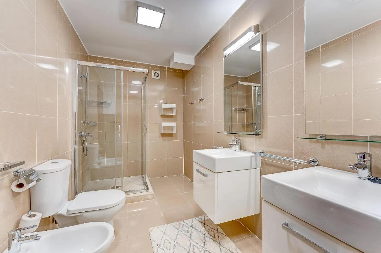 El Duque Private Lux Villa 아데제 0*,