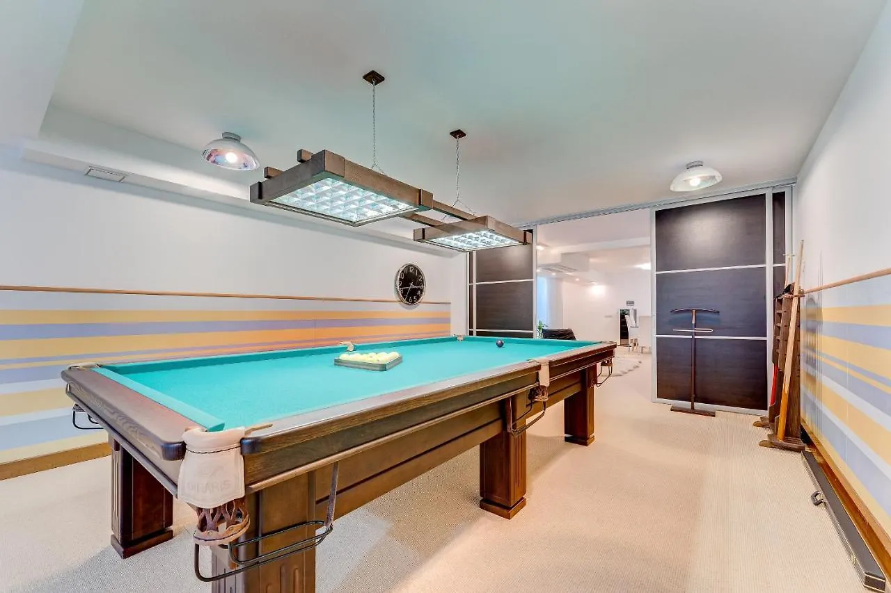 El Duque Private Lux Villa 아데제