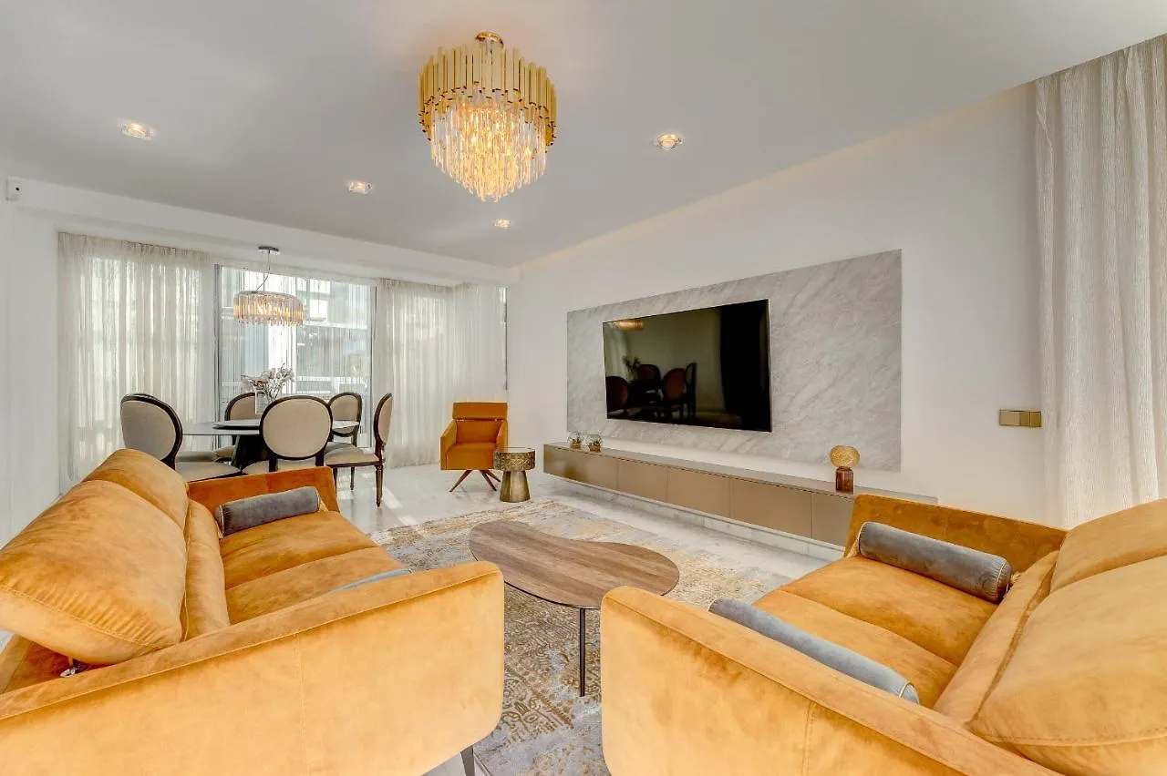 El Duque Private Lux Villa 아데제 0*,